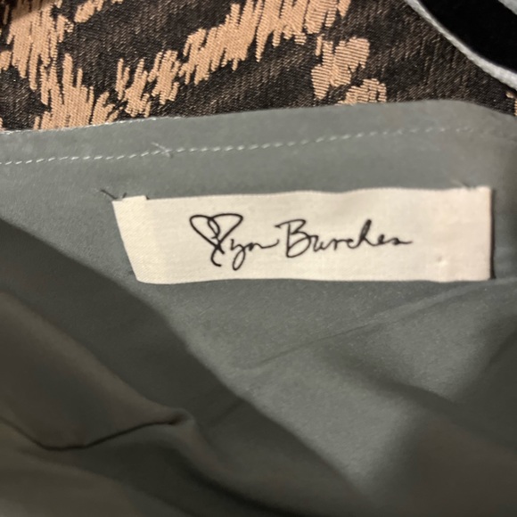 Elegant Summer Top - Picture 5 of 5